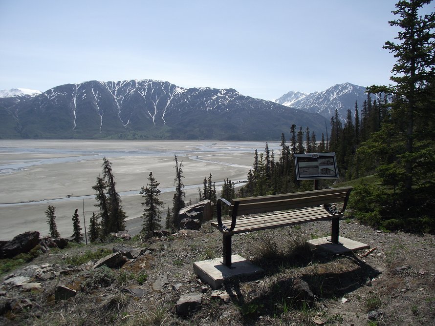 The Soldier's Summit historic hiking trail - Alaska Highway, Yukon