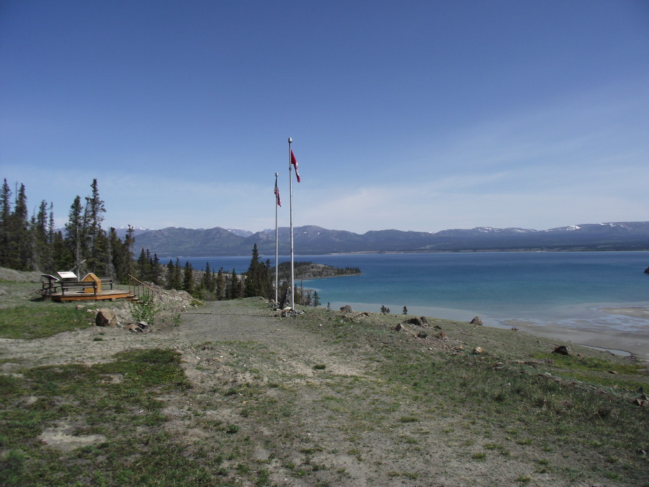 The Soldier's Summit historic hiking trail - Alaska Highway, Yukon