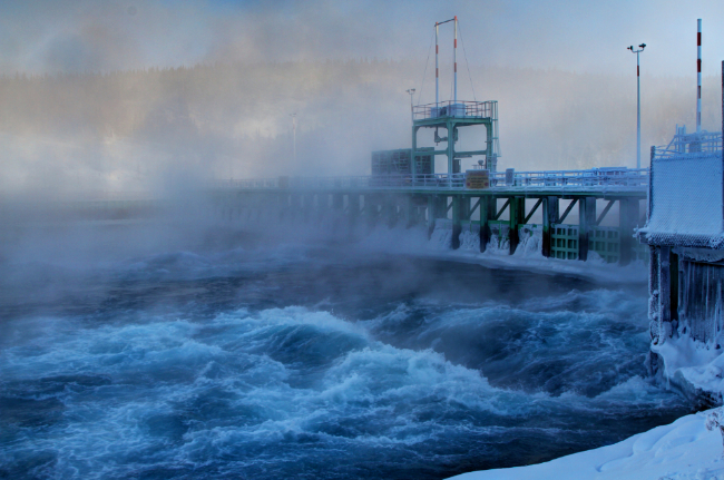 Lewes River Dam, Yukon