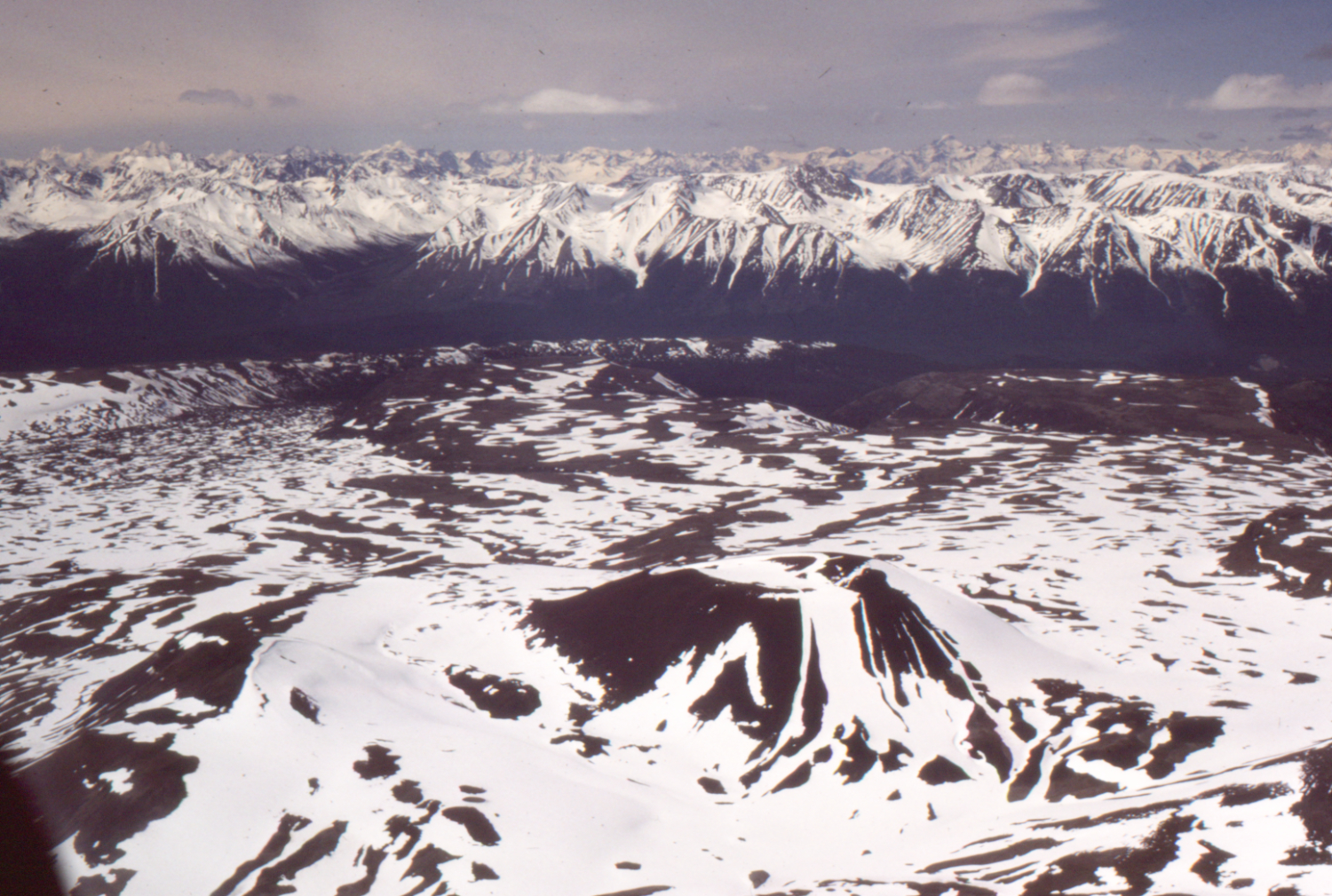 A low-altitude aerial photo of Cocoa Crater at Mount Edziza on June 16, 1985. 