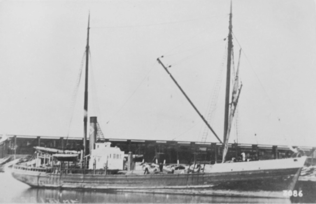 The The independent coastal steamer Lakme