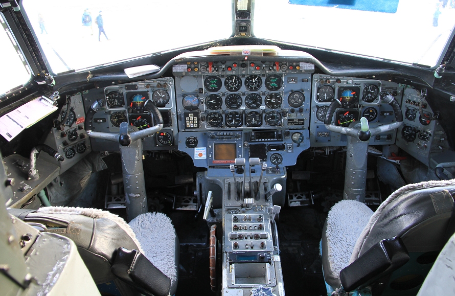 Air North's Hawker Siddeley HS 748 Series 2A C-FYDU