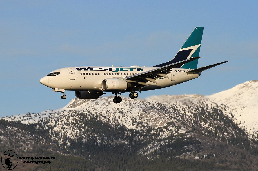 WestJet's Boeing 737-6CT C-GPWS