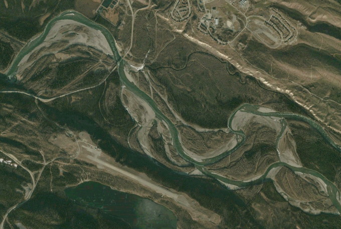 Faro Airport, Yukon (CZFA)