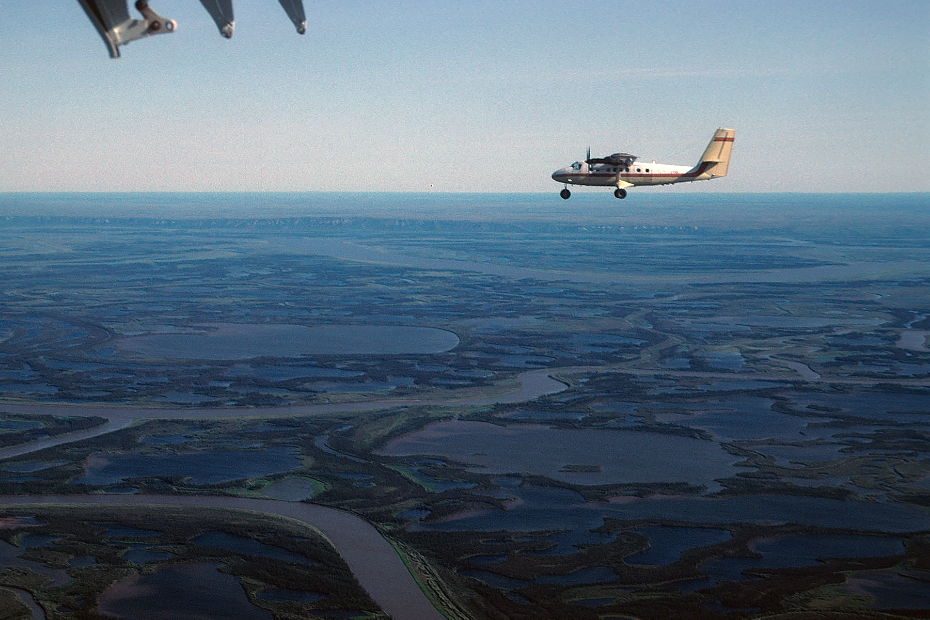 Flying between Inuvik and Tuktoyaktuk