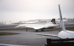 Aerospatiale/BAC Concorde G-BOAC taxiing at London Heathrow Airport (LHR) on January 11, 1992