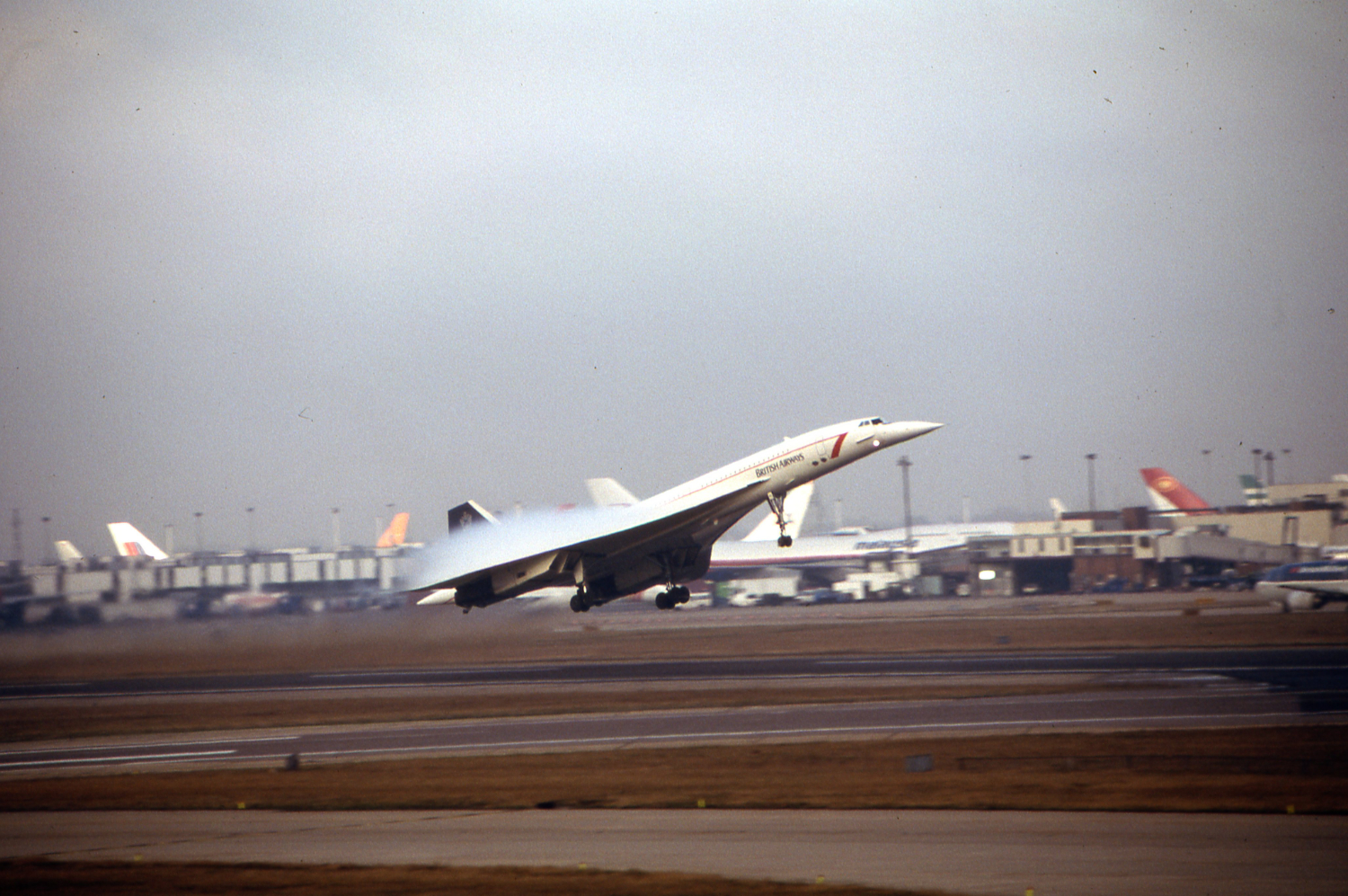 Aerospatiale/BAC Concorde G-BOAC taking off at London Heathrow Airport (LHR) on January 11, 1992.