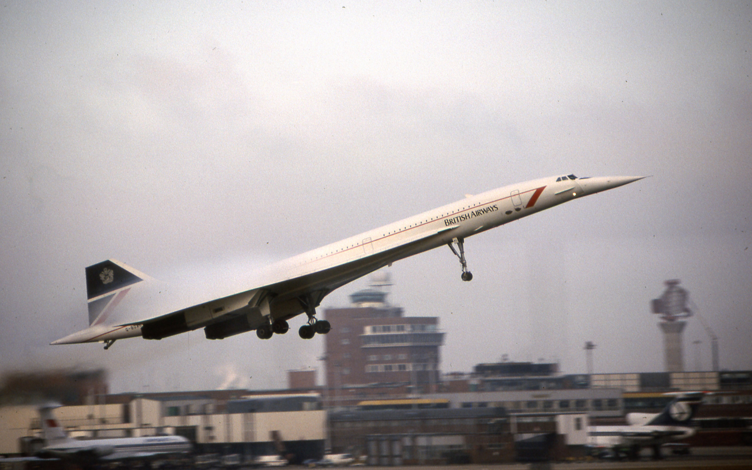 Aerospatiale/BAC Concorde G-BOAC taking off at London Heathrow Airport (LHR) on January 11, 1992.