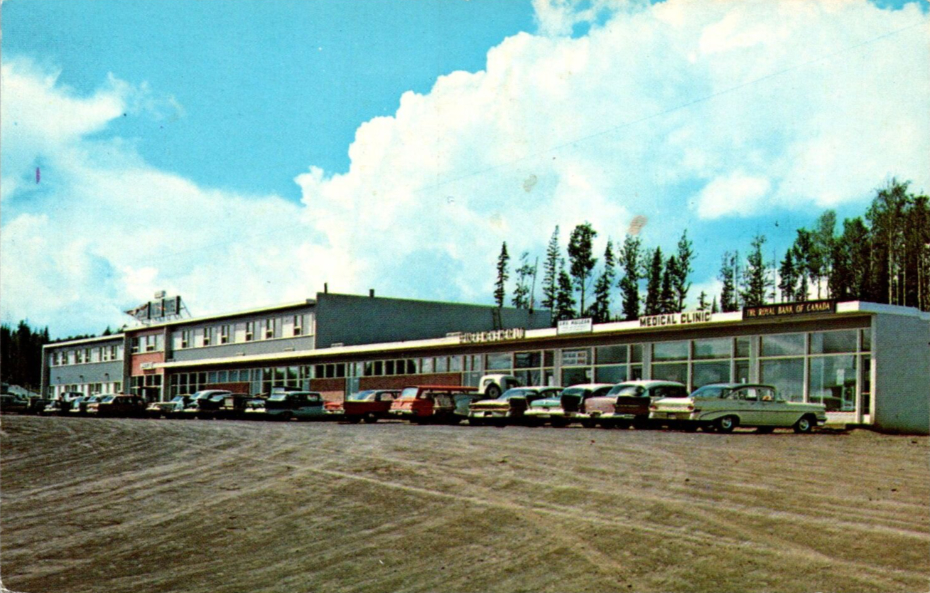 Postcard showing the Fort Nelson Motor Hotel on the Alaska Highway in about 1960.