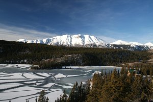 Emerald Lake, Yukon