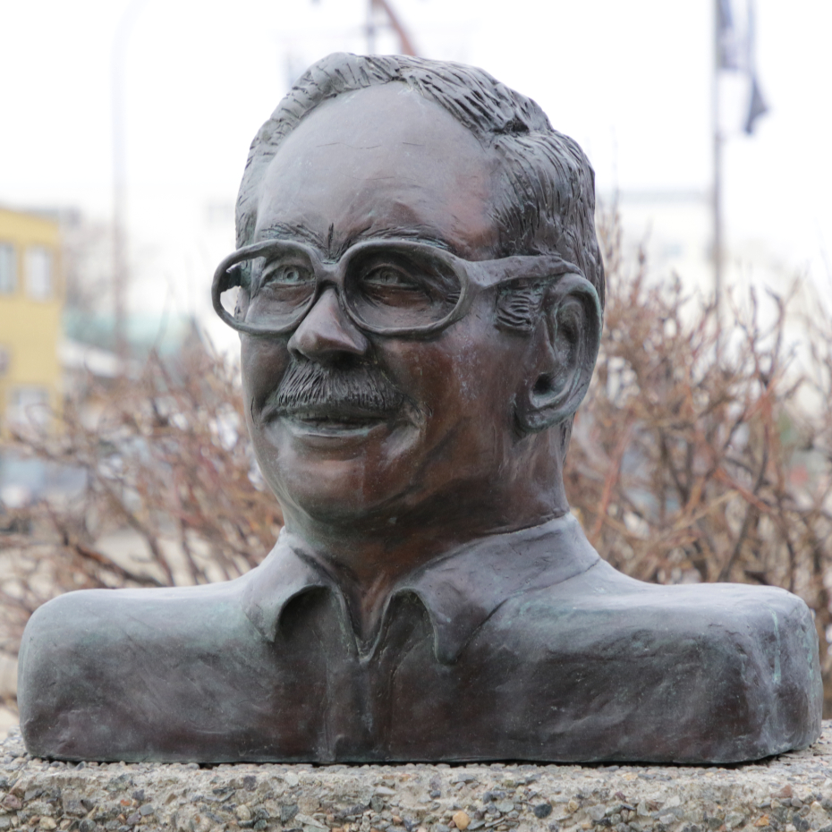 Bronze bust of Ted Harrison in Whitehorse, Yukon